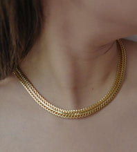 Load image into Gallery viewer, Curb Chain Necklace
