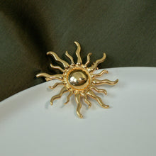 Load image into Gallery viewer, LE SOLEIL Brooch
