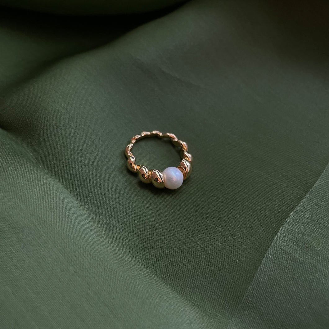 Twisted Pearl Ring